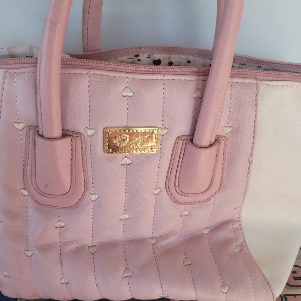 Betsy Johnson - image 1